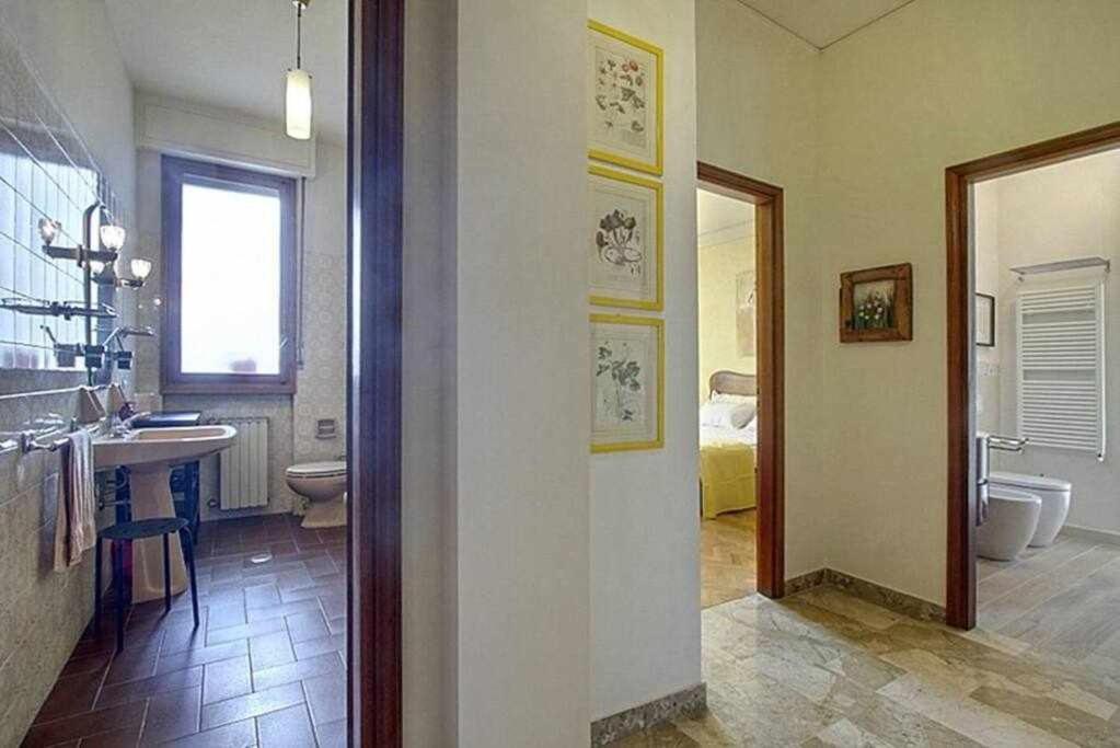 Frati Bigi With Two Bedrooms And Parking Florenţa Exterior foto