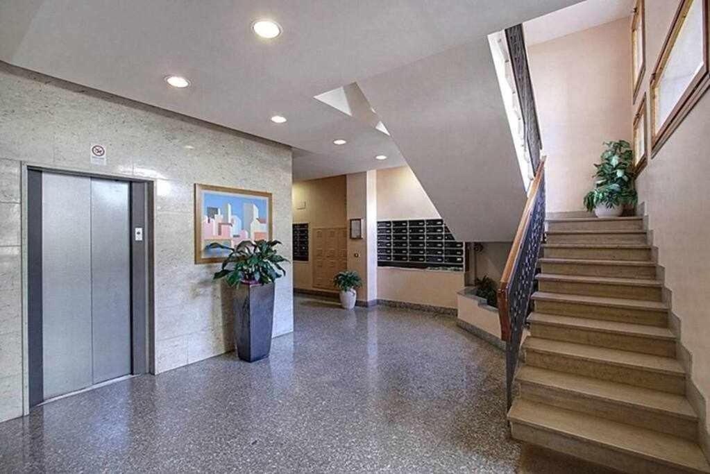Frati Bigi With Two Bedrooms And Parking Florenţa Exterior foto